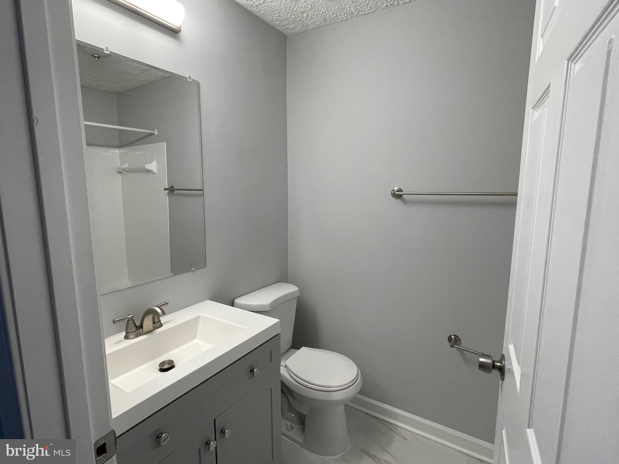 DEEP CREEK COMMONS - Residential