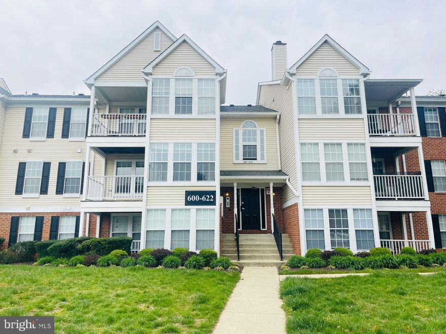 This 2-bed, 2-bath condo in Deep Creek Commons is newly renovated and is move in ready with a new HVAC installed in 2024. The well appointed kitchen was has white cabinets, quartz countertops and stylish stainless appliances. The kitchen opens to the living space with an ample quartz breakfast bar, great for entertaining! This is a truly bright and airy living space with neutral grey toned walls that go perfectly with the LVP flooring. Both of the bathrooms have been renovated as well and include well thought out vanity spaces that provide extra storage. Primary suite has it's own full bath, as well as a large walk in closet. Separate laundry/storage room in the unit adding to the convenience of condo-living.  Located so close to: multiple parks,walking and biking trails, Anne Arundel Community College, tot-lots, golf courses, Sandy Point with all types of water access (boating/kayaking,swimming) and many restaurants  and social activities. Whether you commute to Baltimore or Washington it will be a breeze with quick access to Routes 50, 2, and 97 and it's just a hop over the bridge to the eastern shore and all that MD and DE has to offer with it's beaches!