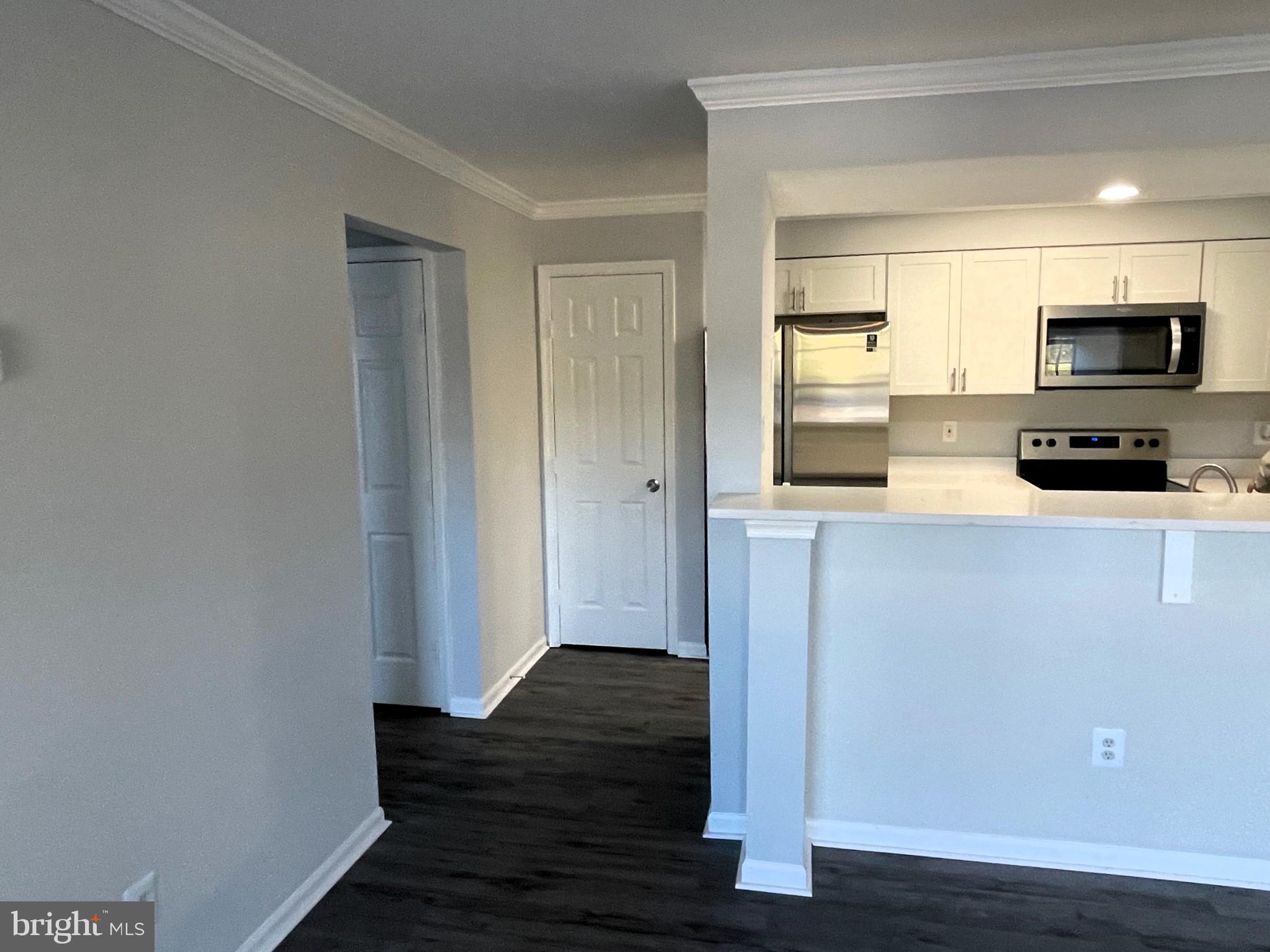 DEEP CREEK COMMONS - Residential