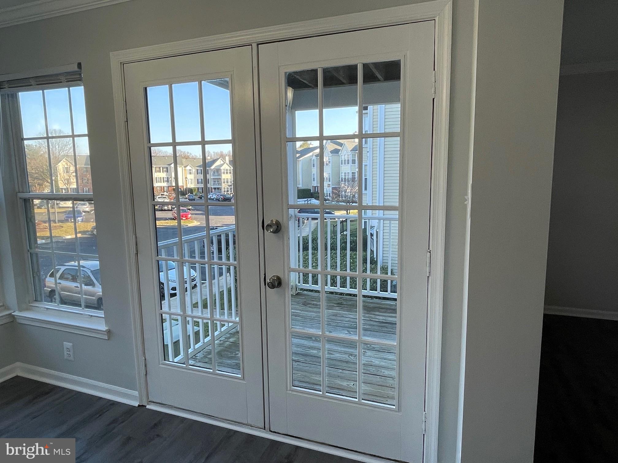 DEEP CREEK COMMONS - Residential