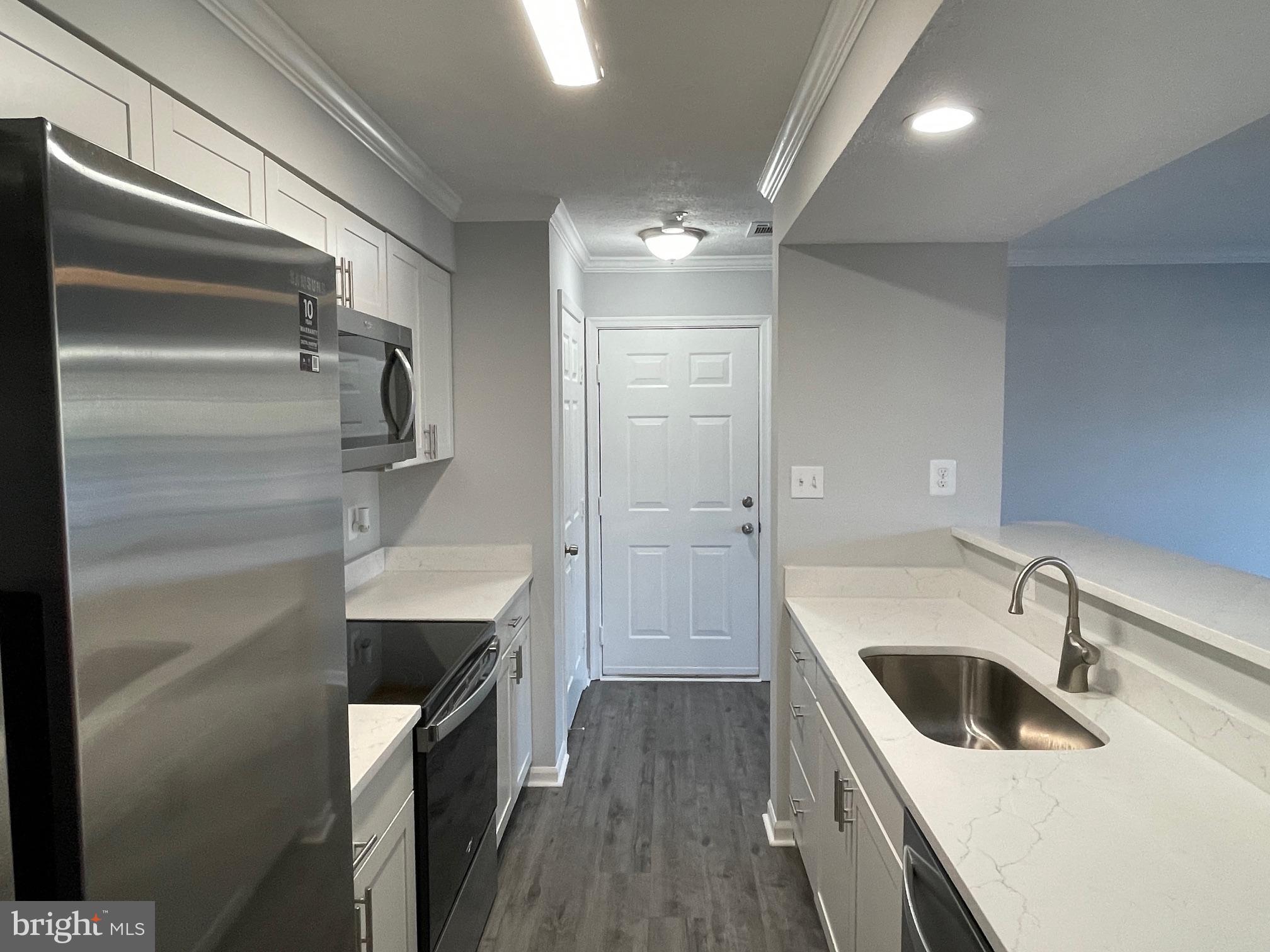 614 JUPITER HILLS COURT 6-6H