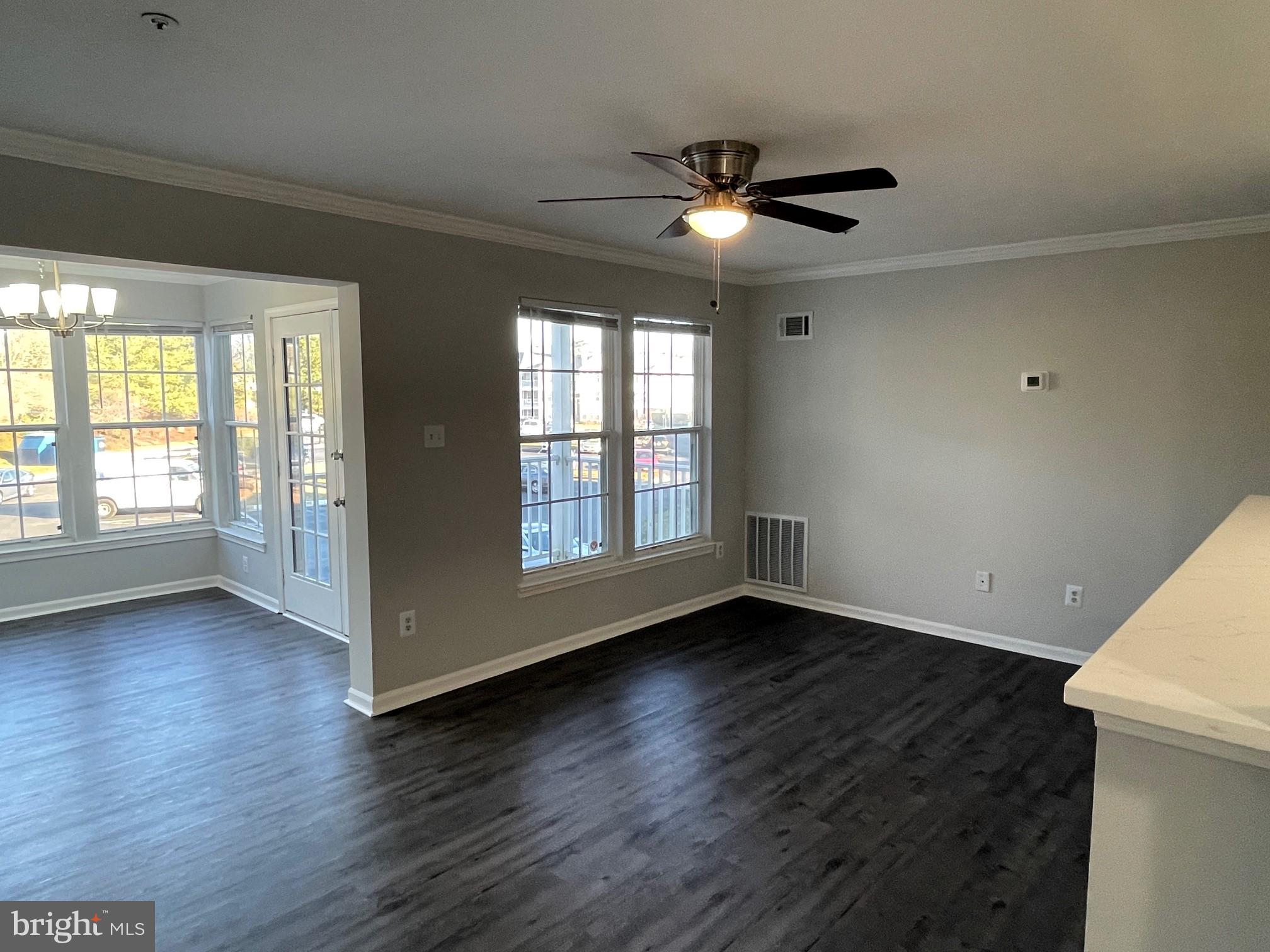 DEEP CREEK COMMONS - Residential