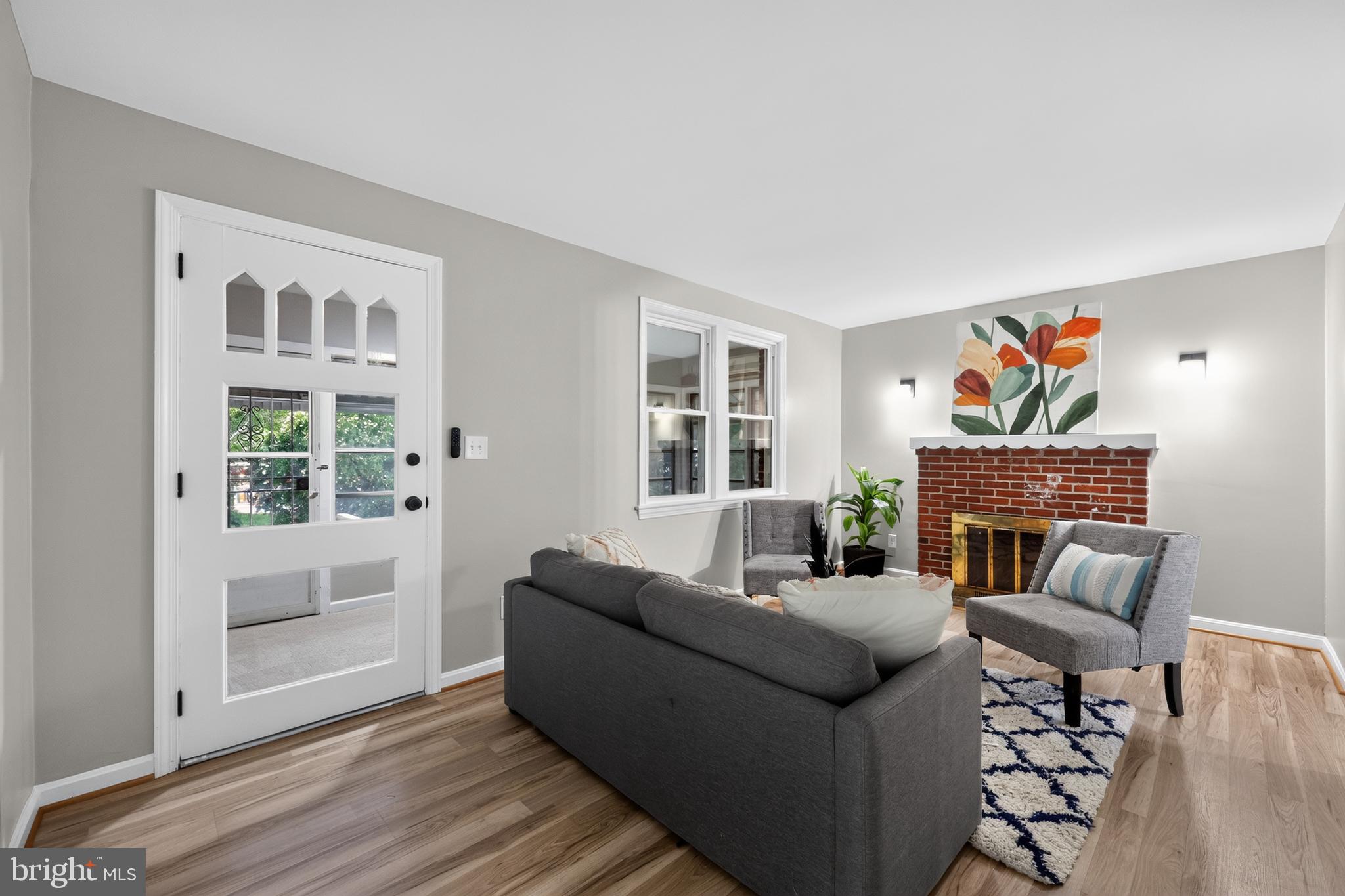 10904 LIVINGSTON ROAD