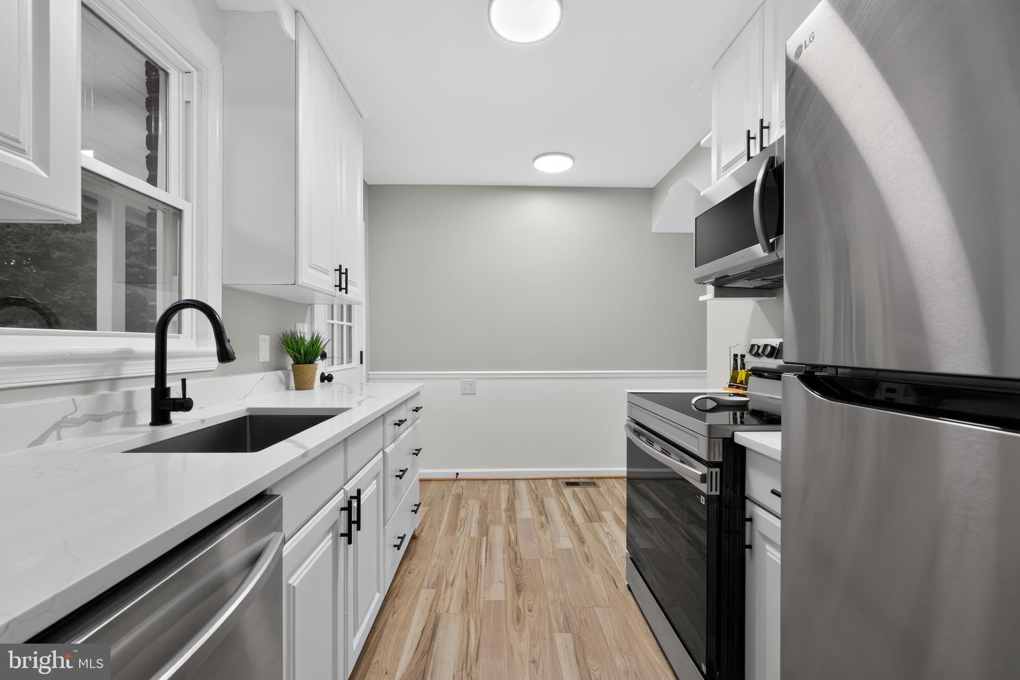 10904 LIVINGSTON ROAD