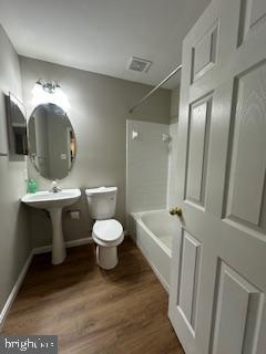 WOODVIEW VILLAGE - Residential Lease