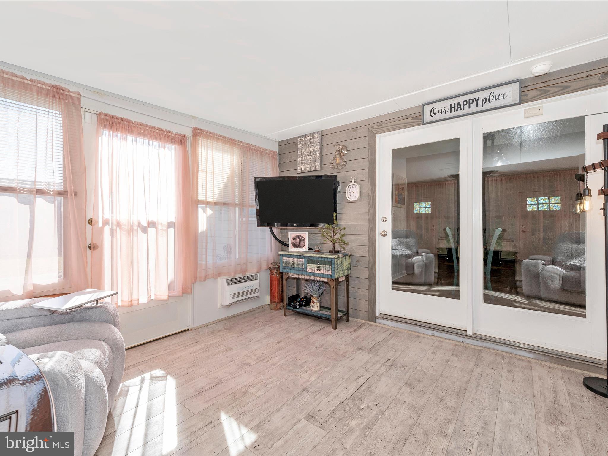 SPRING MILLS - Residential