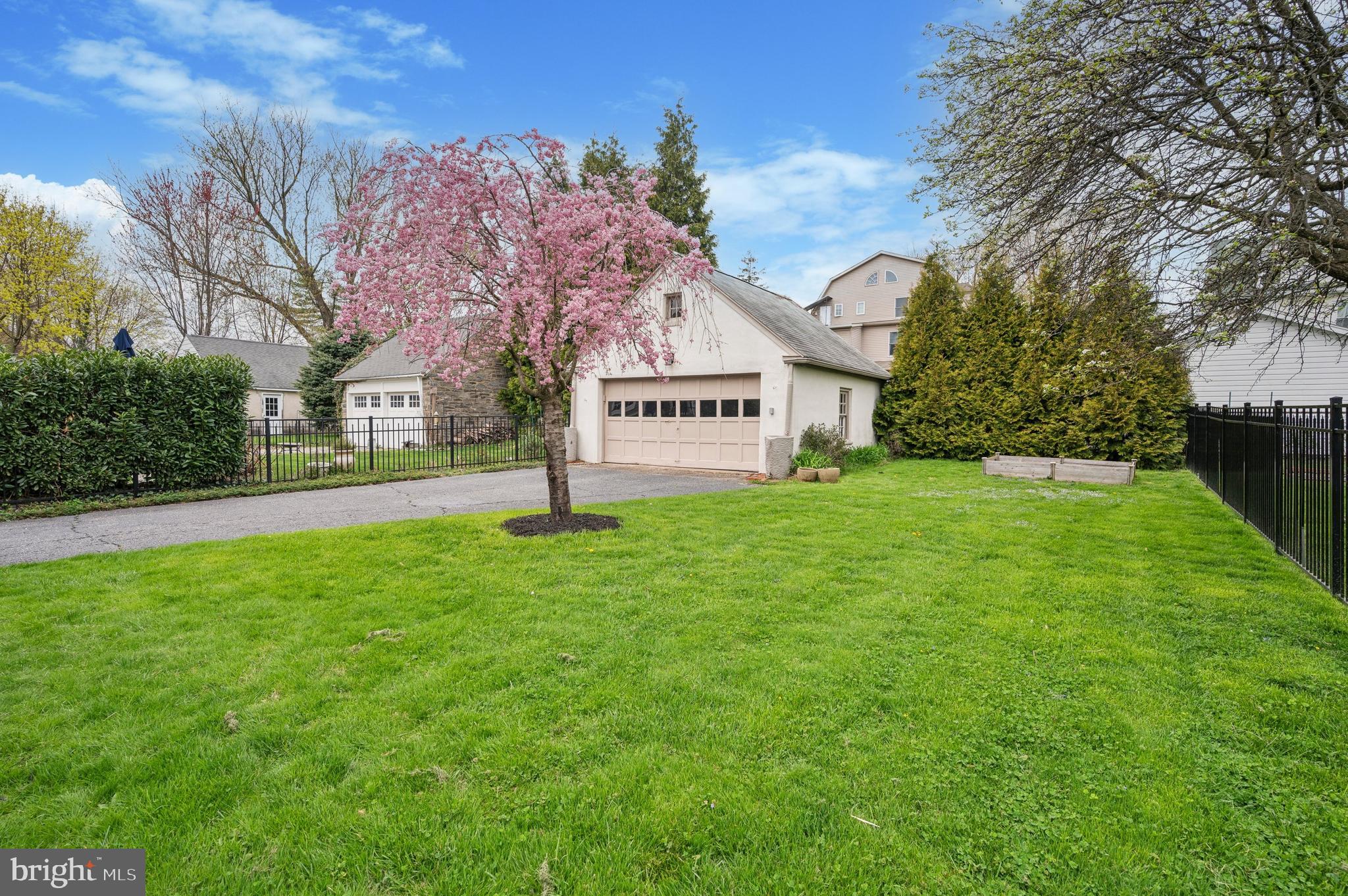 ARDMORE - Residential