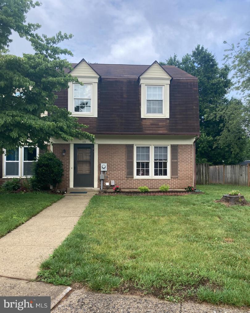 Well maintained 3 bedroom, 2.5 bath, end unit townhome in convenient Frederick location. Kitchen with Quartz countertops and stainless steel appliances. Foyer, kitchen and dining room feature porcelain tile floors; living room, bedrooms and baths have luxury vinyl floors. Newly updated bathrooms. Sliding glass doors open to large fenced backyard with patio area. Upper level includes large master bedroom with regular and walk-in closet and full bath. 2 additional bedrooms and an additional full bath. 2 designated parking spaces. Convenient location near shopping, schools, restaurants, parks and recreation. Easy access to 40, I-270, I-70 & I-15. Apply online at rent spree. Strong credit scores desired.