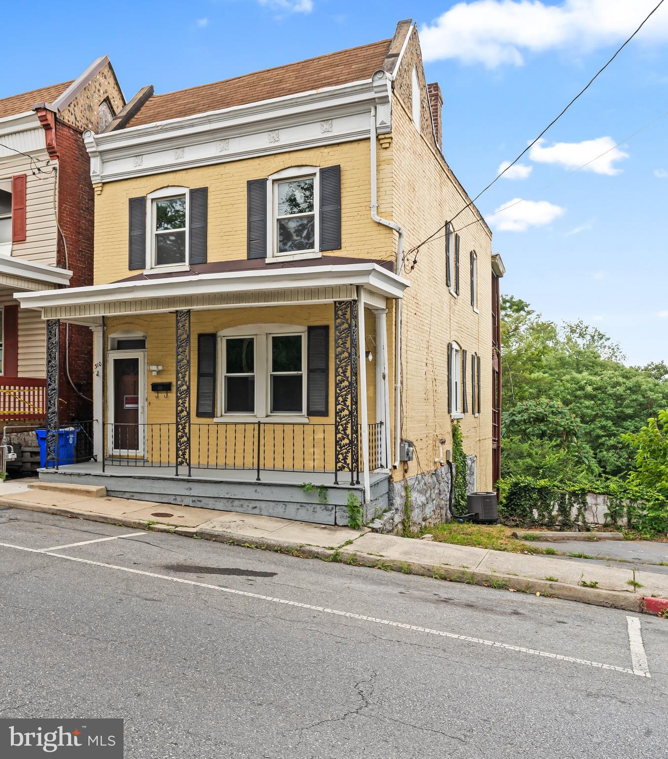 310 N PROSPECT STREET