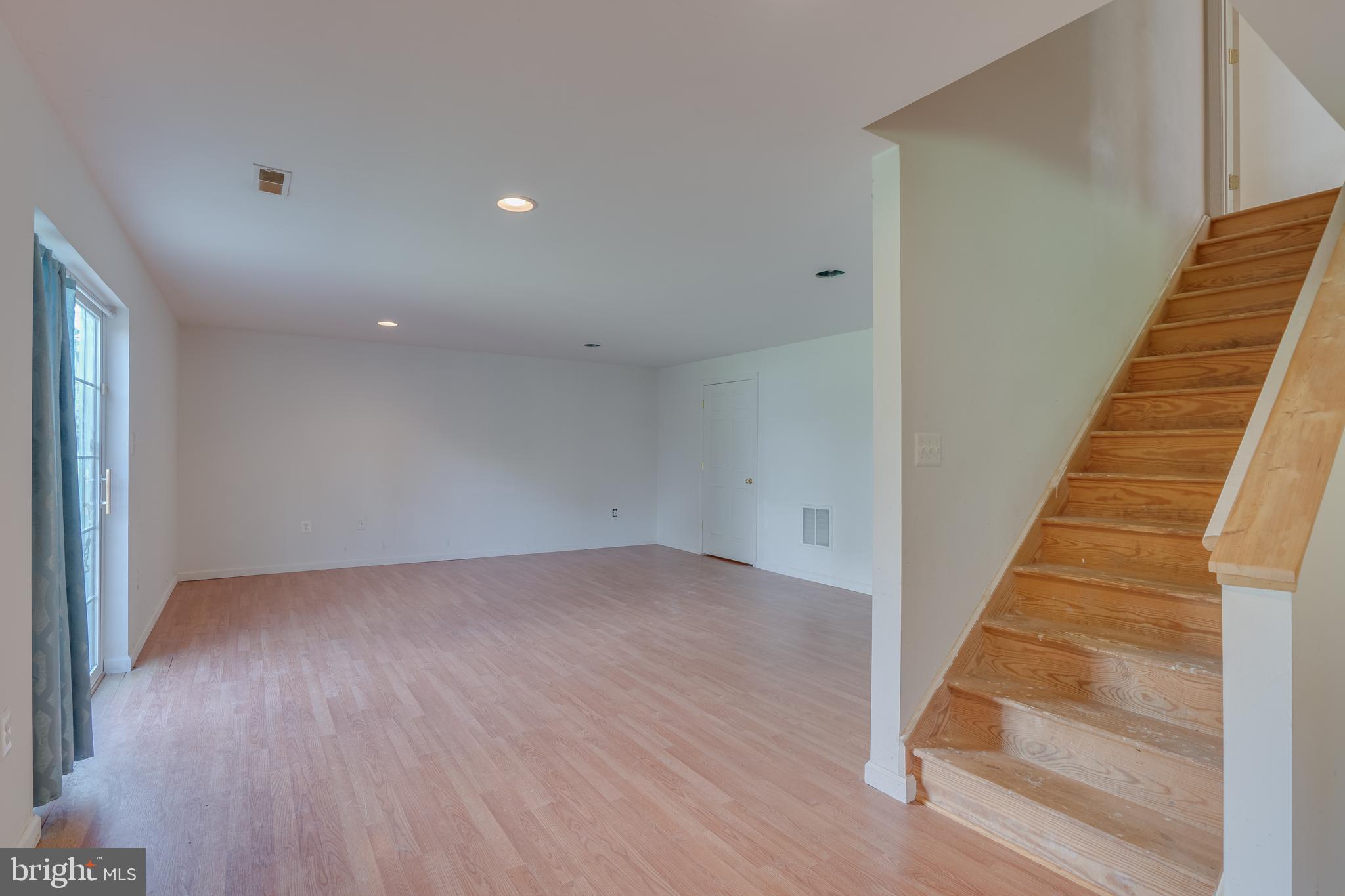 BUNKER HILL - Residential