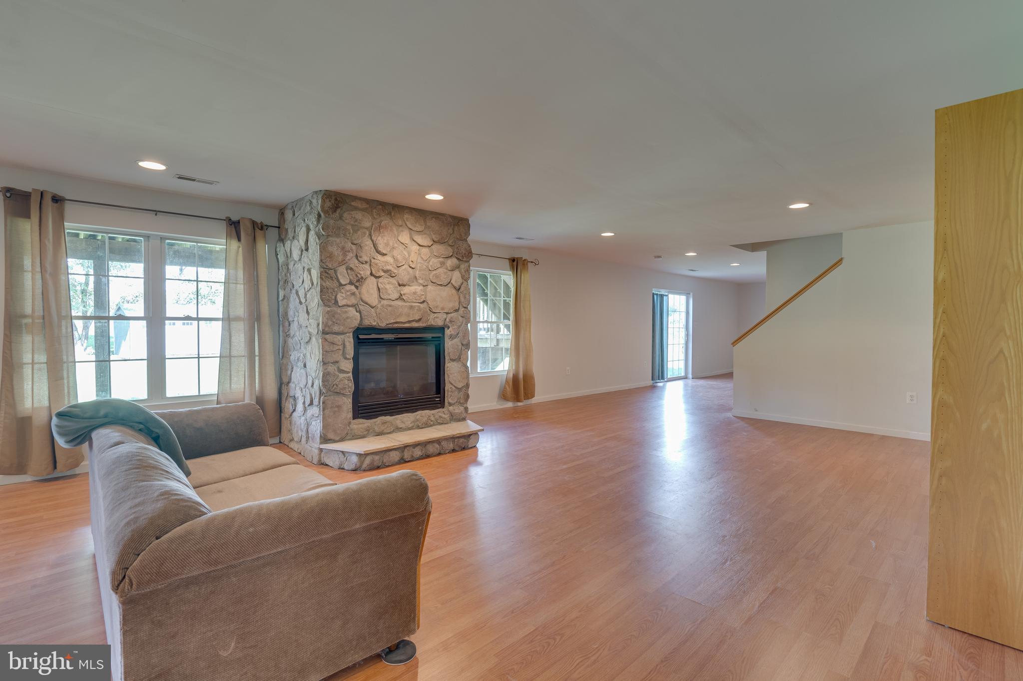 BUNKER HILL - Residential