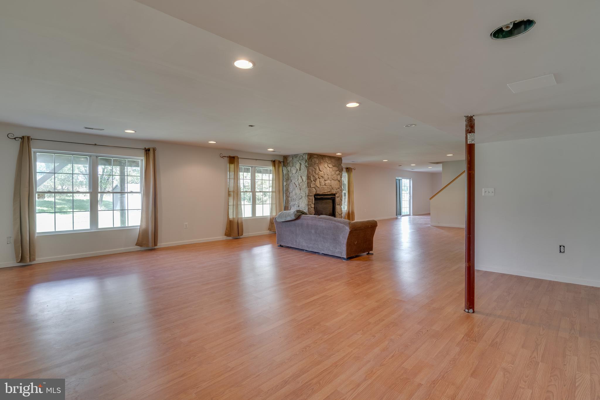 BUNKER HILL - Residential