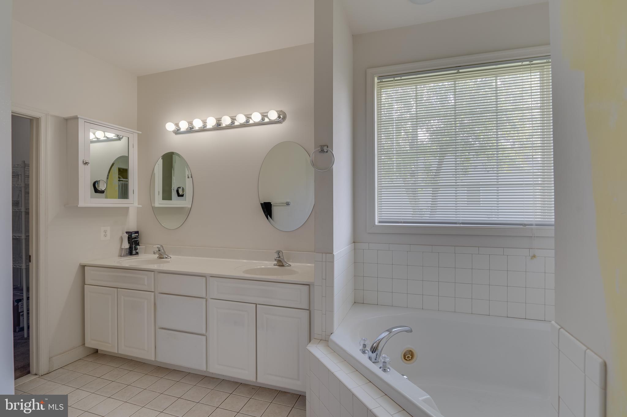 BUNKER HILL - Residential