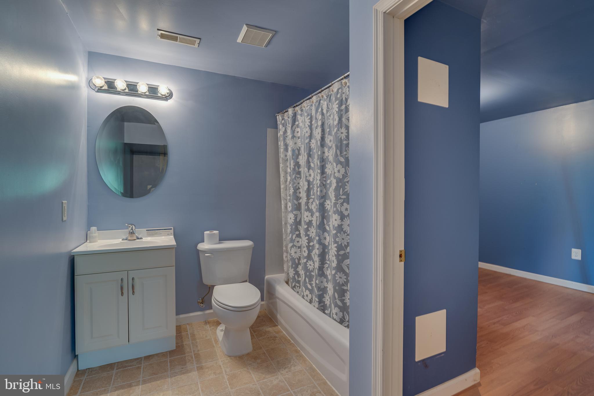 BUNKER HILL - Residential