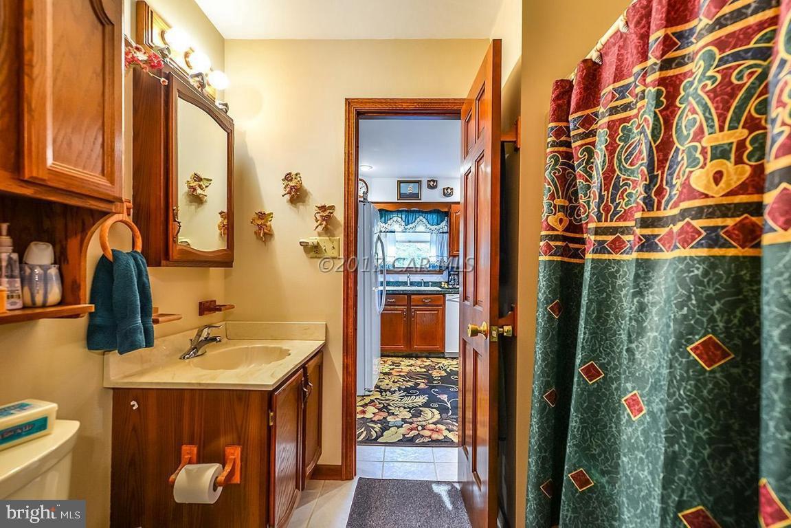 OCEAN PINES - BAY COLONY - Residential