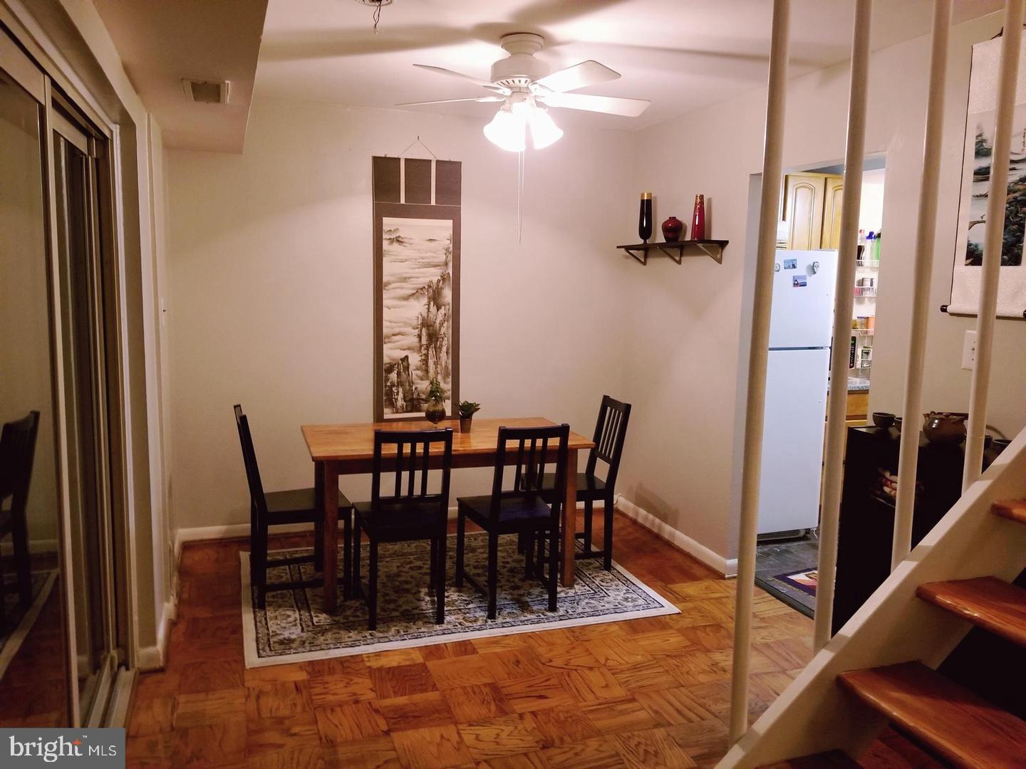 LONDON TERRACE - Residential Lease