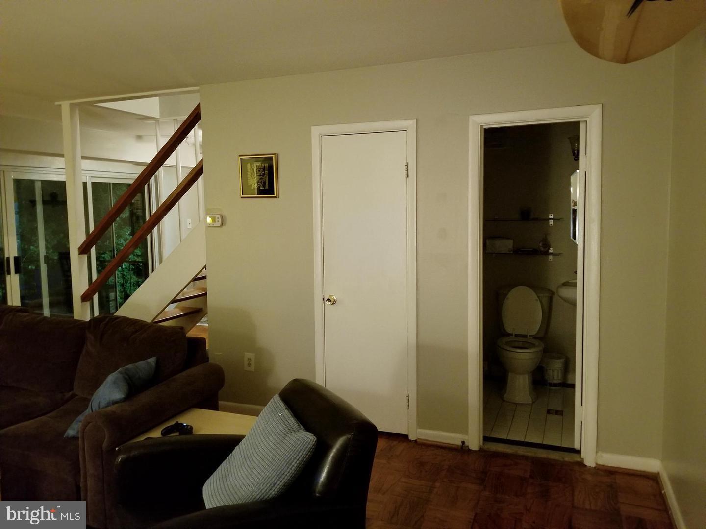 LONDON TERRACE - Residential Lease