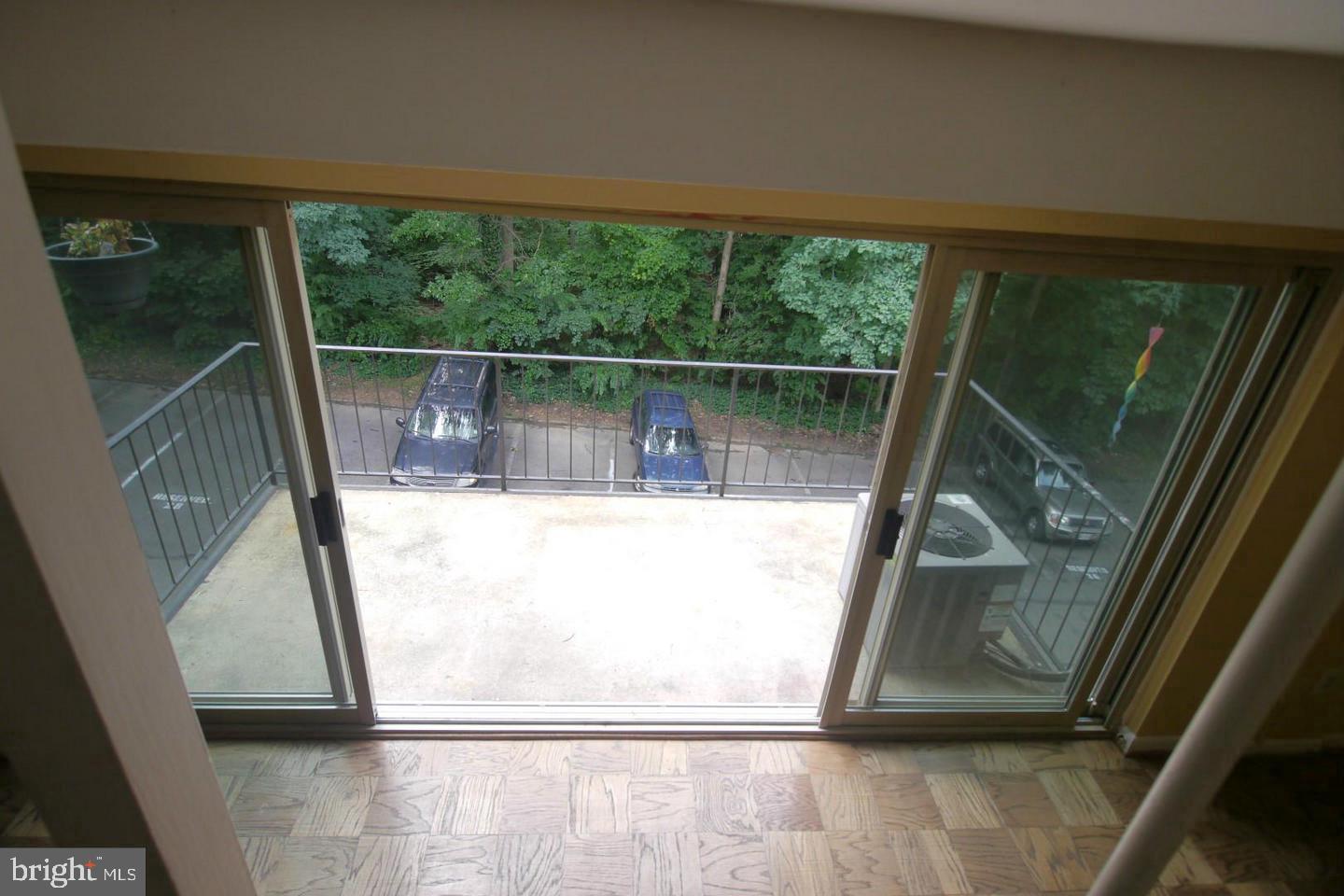 LONDON TERRACE - Residential Lease