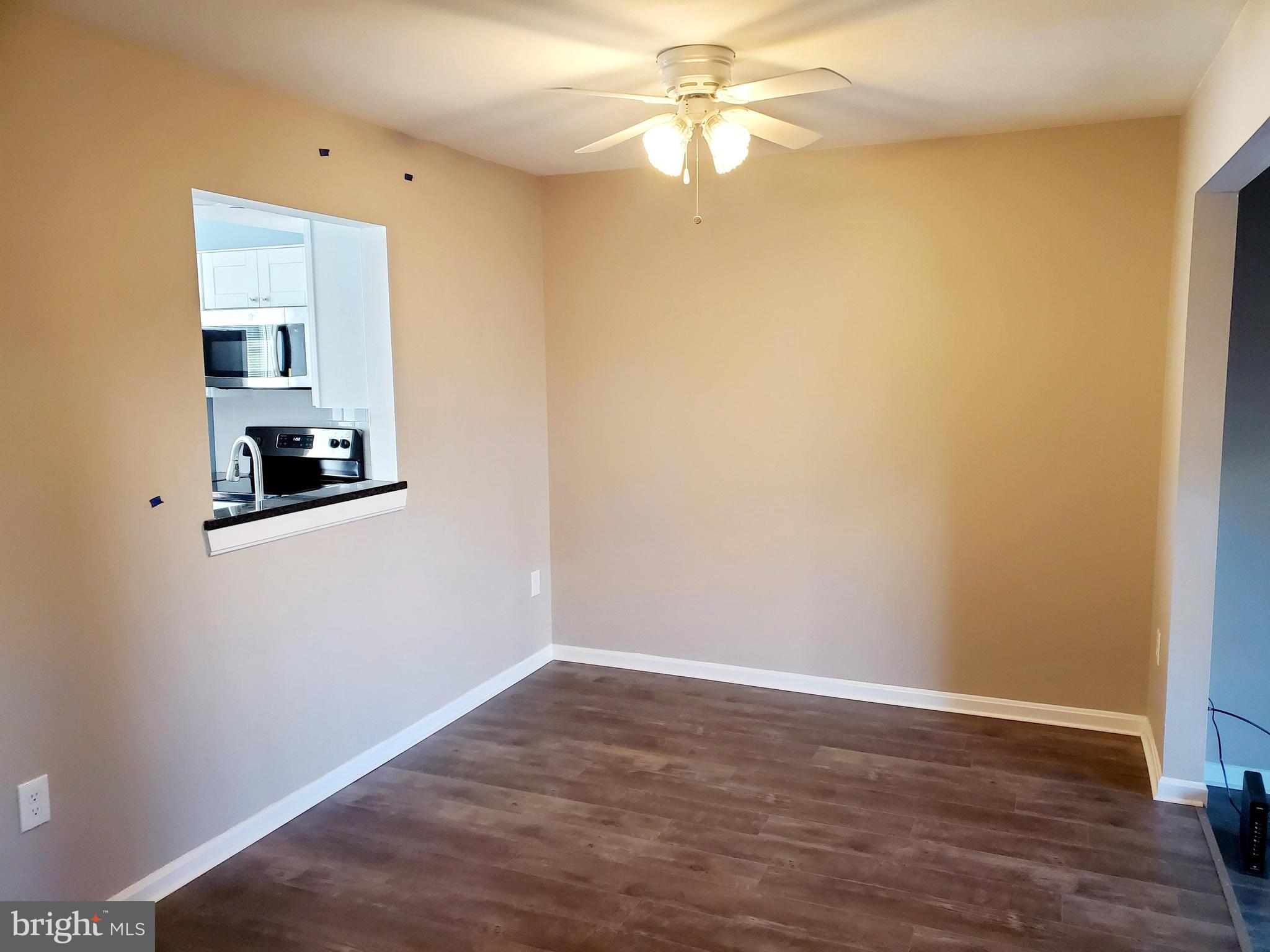 HILLSIDE TOWNES - Residential