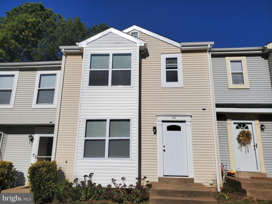 Absolutely gorgeous inside- New Kitchen with white cabinets, stainless appliances, granite countertops and tile backsplash, new lighting, new low maintenance floors, freshly painted, new baths, new windows, new roof, new HVAC.  Basement is unfinished but has laundry area and rough in for future bath.  Great deck with fenced yard and shed.  This is the townhouse you have been waiting on- totally remodeled!