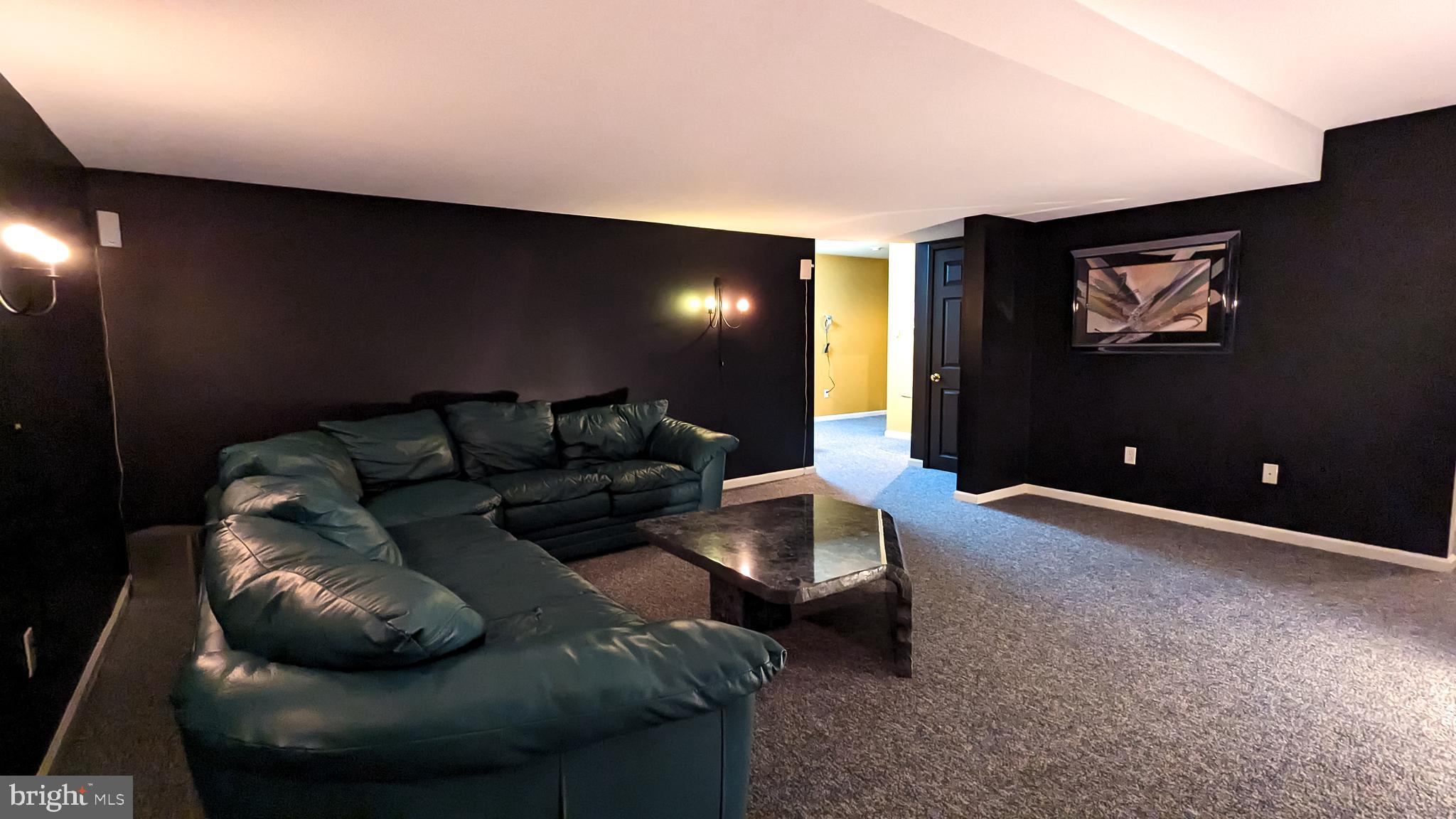 NEWTOWN GATE - Residential