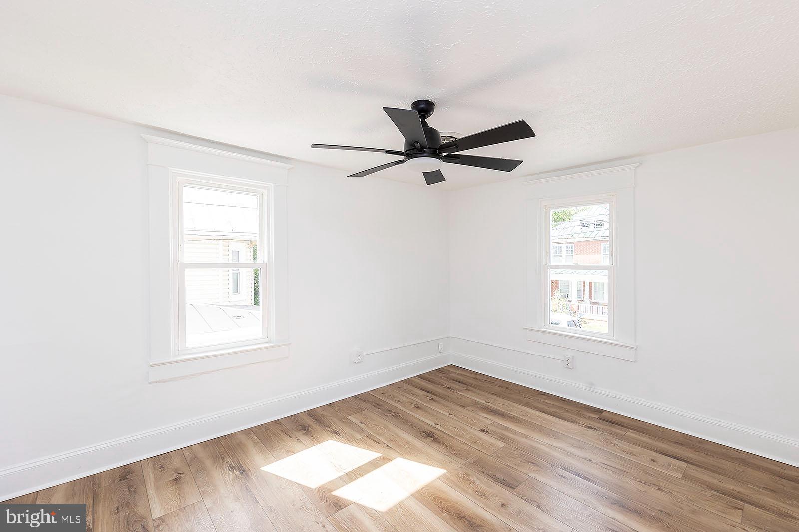 STROSNIDER - Residential Lease