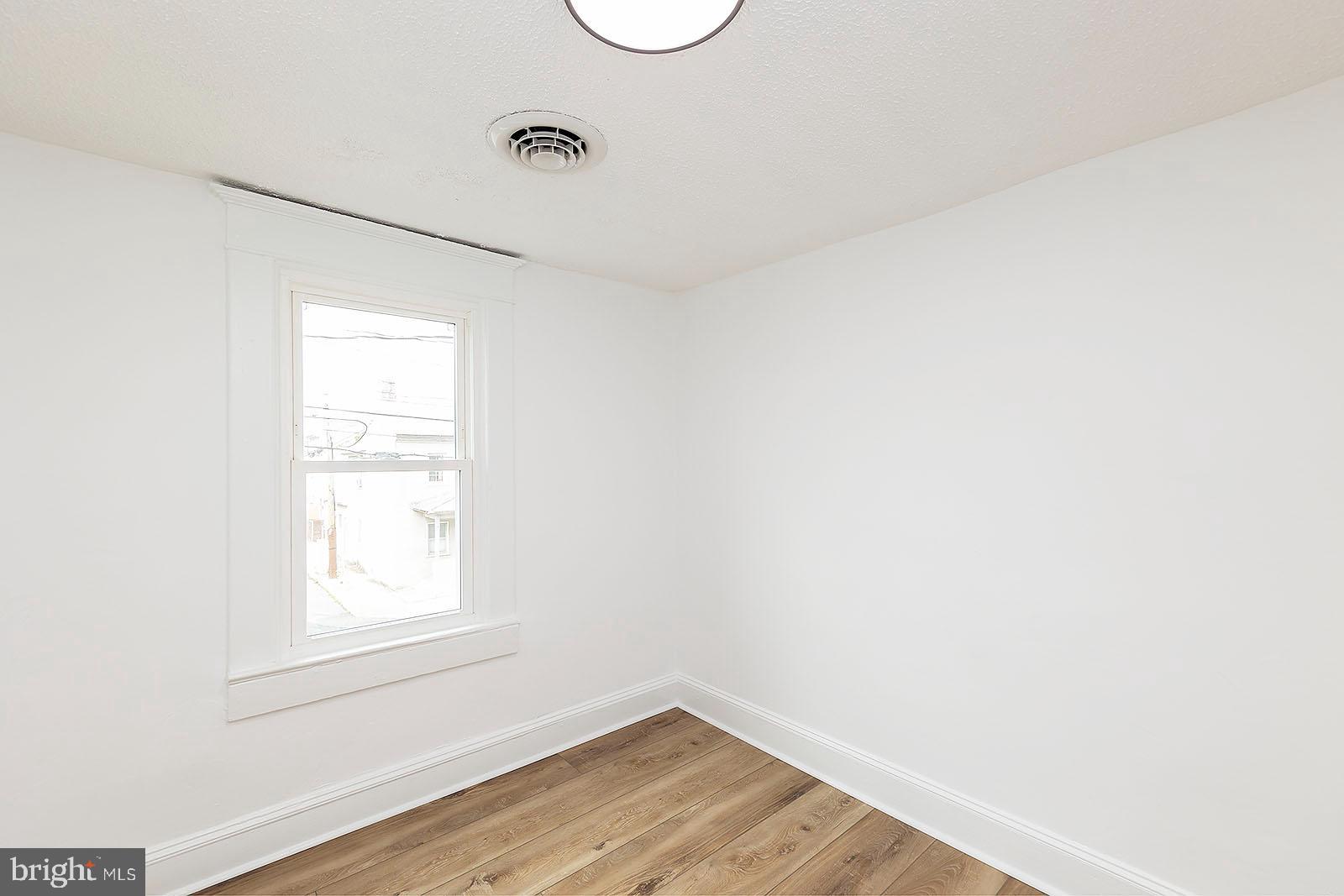 STROSNIDER - Residential Lease