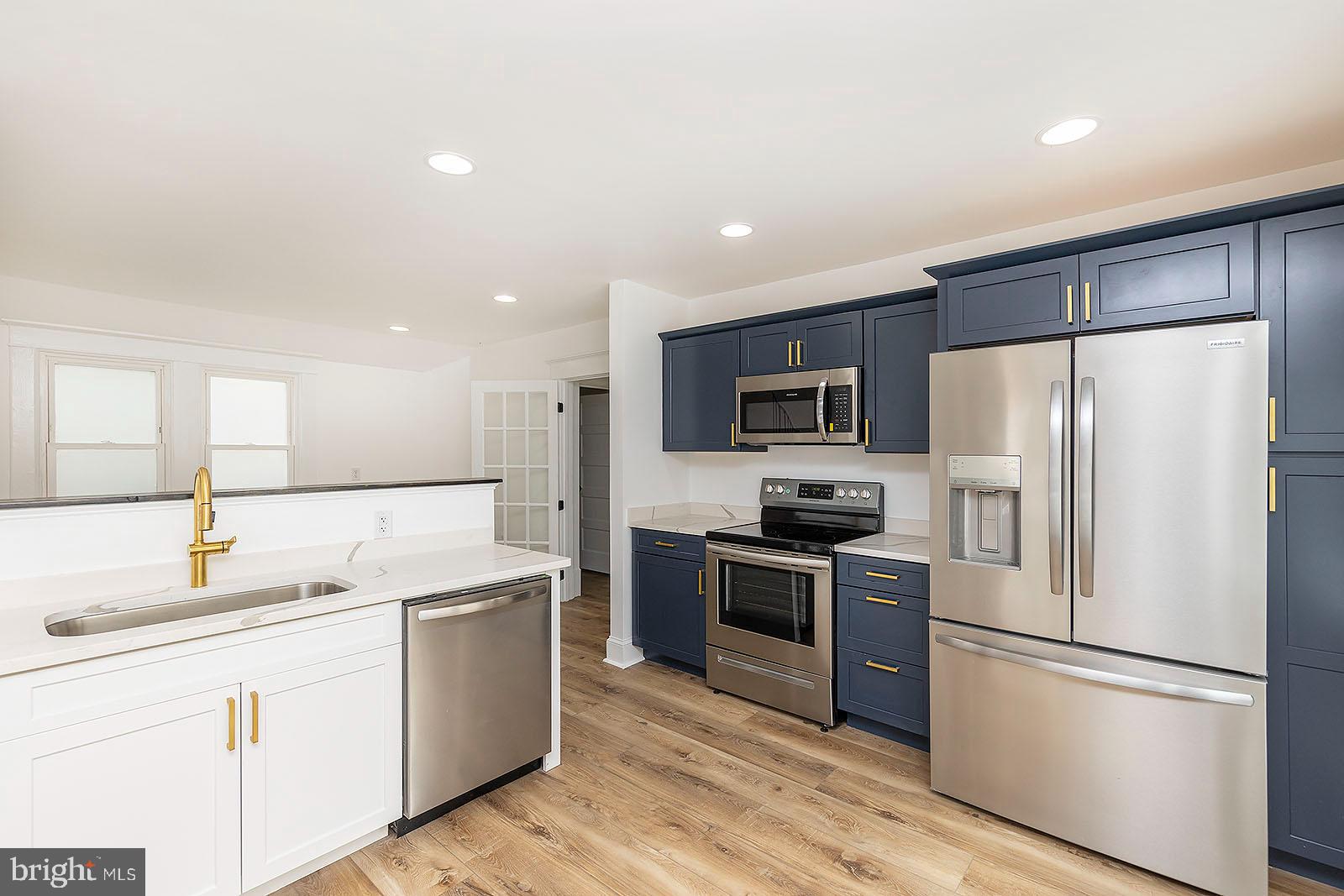 STROSNIDER - Residential Lease