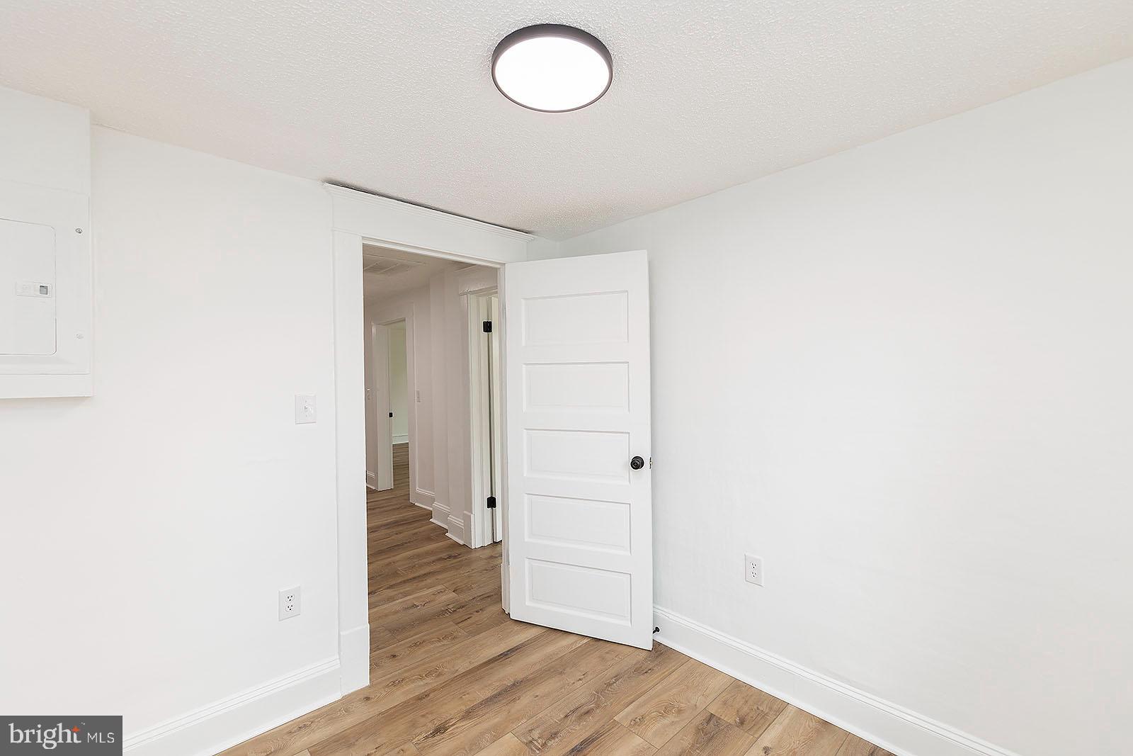 STROSNIDER - Residential Lease