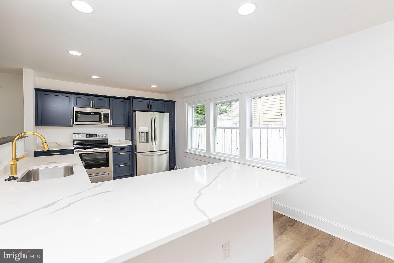 STROSNIDER - Residential Lease