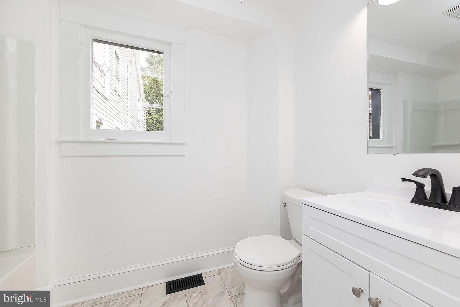 STROSNIDER - Residential Lease