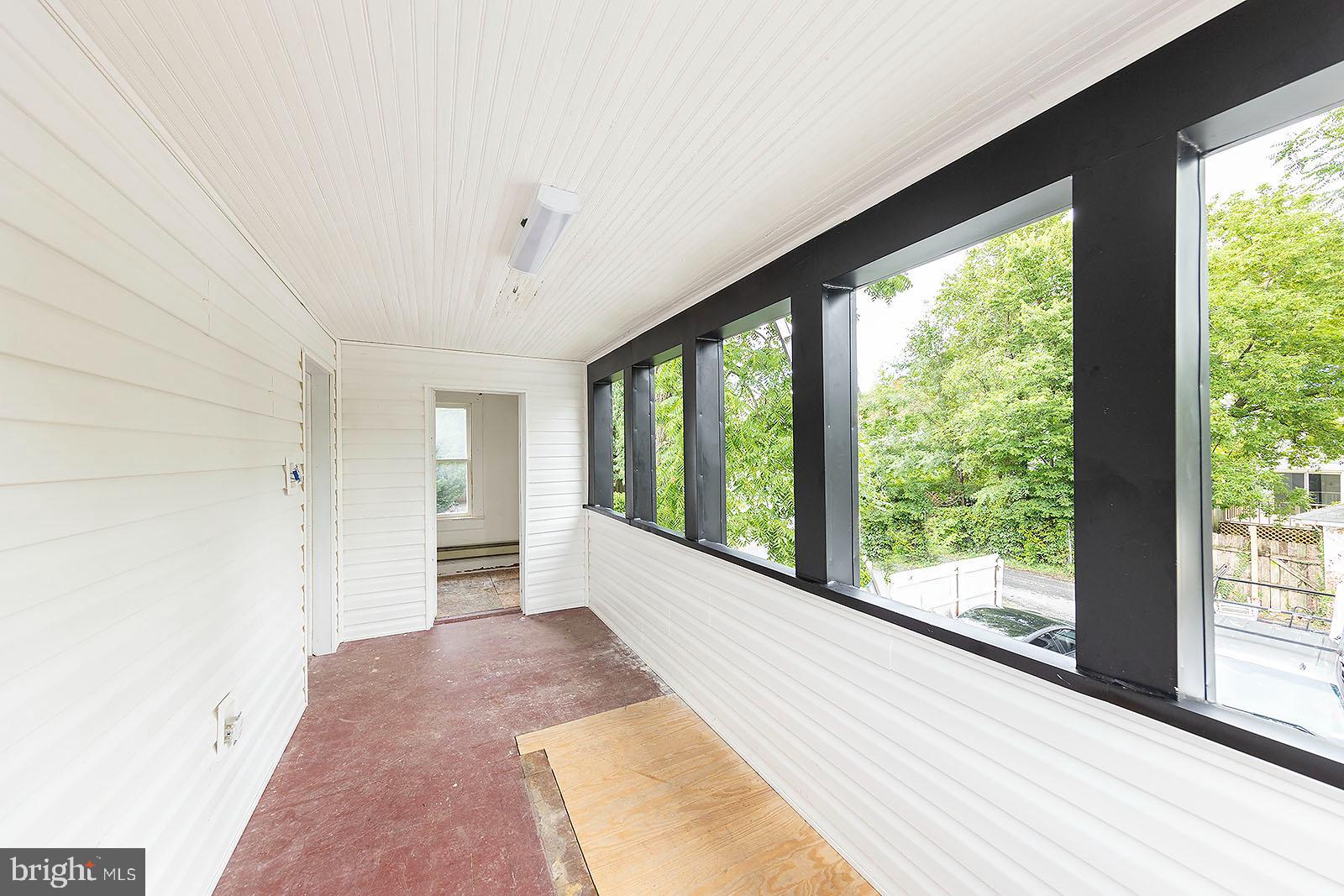 STROSNIDER - Residential Lease