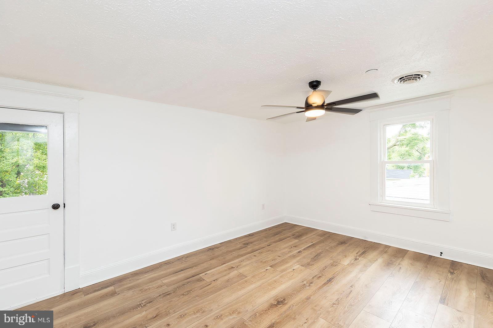 STROSNIDER - Residential Lease