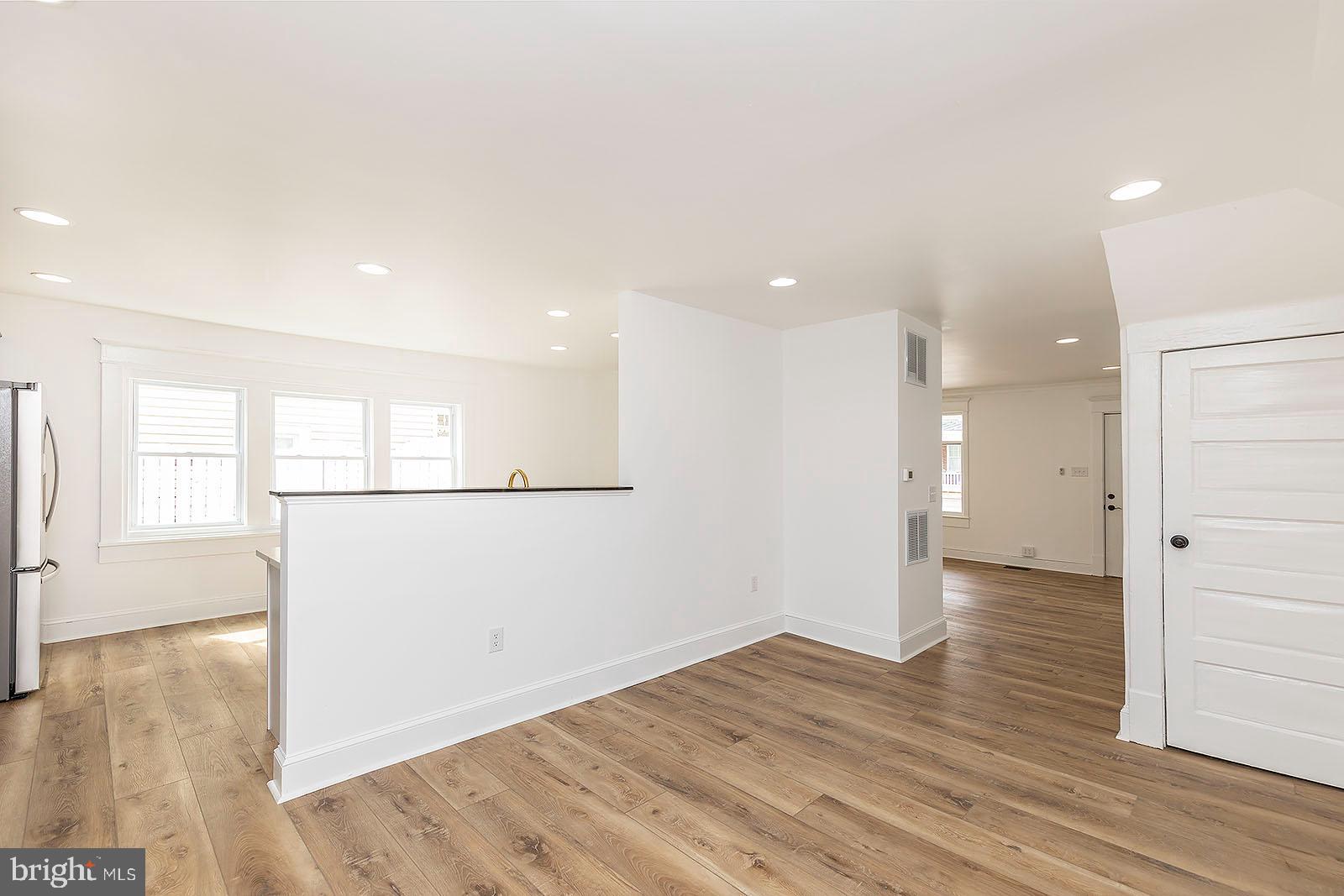 STROSNIDER - Residential Lease