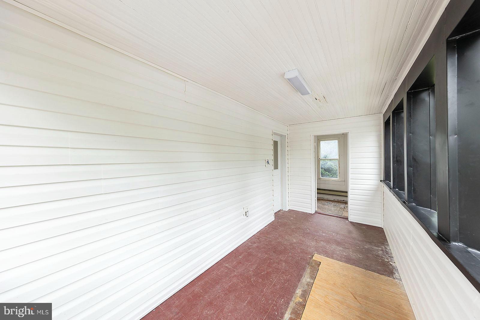 STROSNIDER - Residential Lease