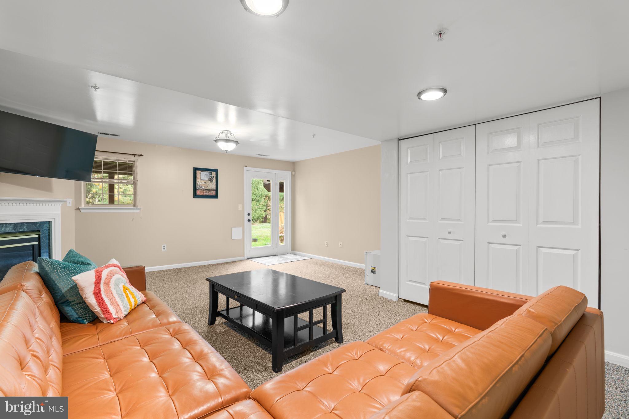 NEW TOWN - Residential