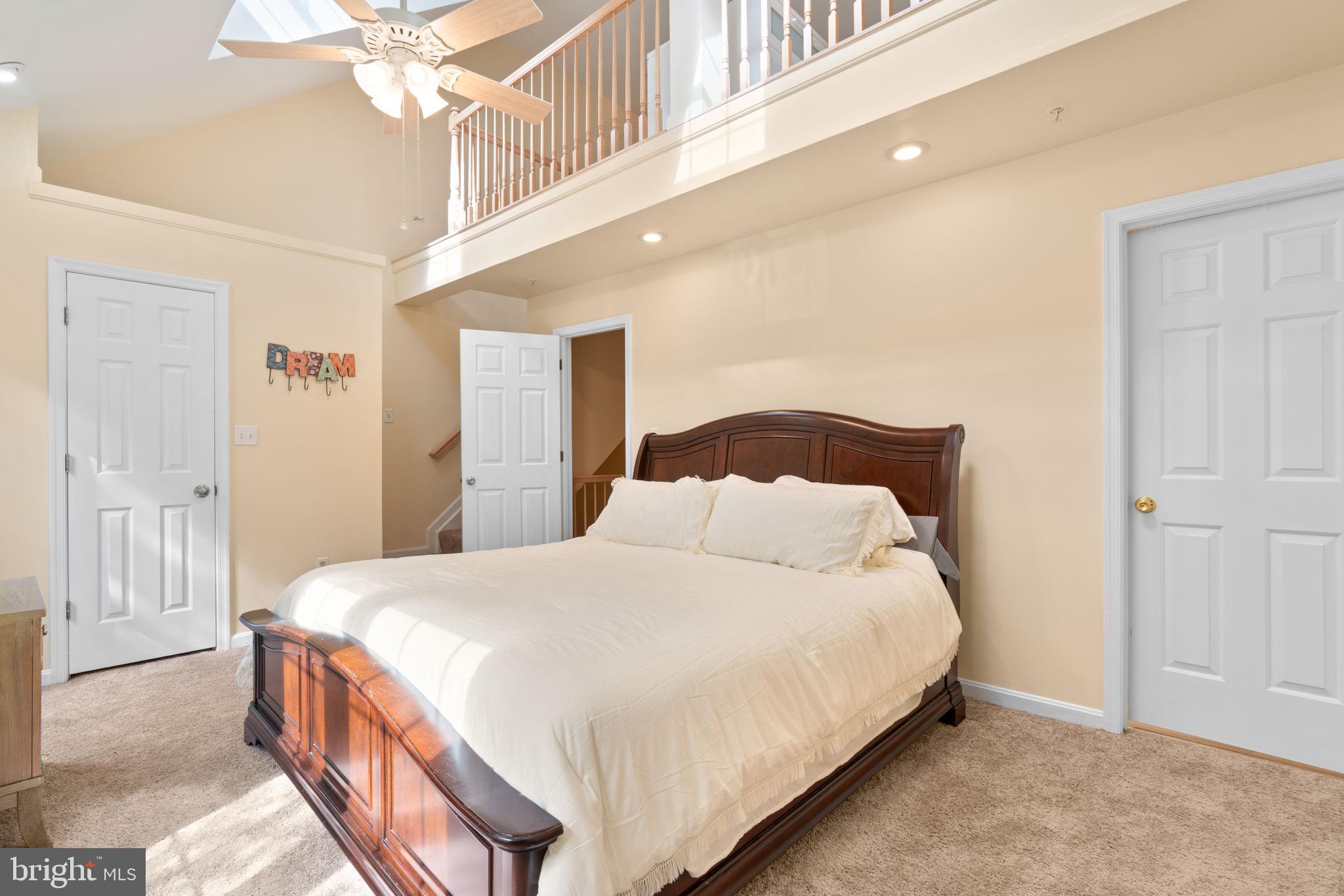 NEW TOWN - Residential