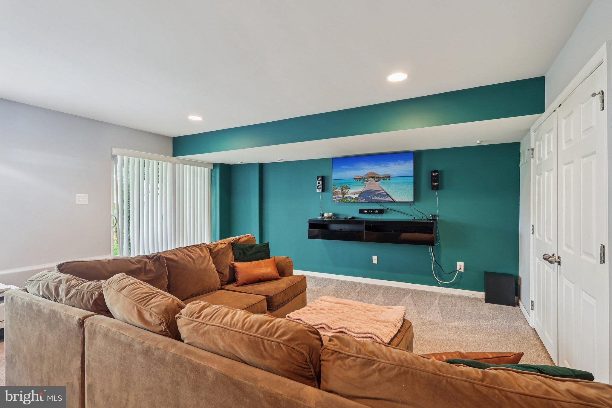 HIGHGATE - Residential