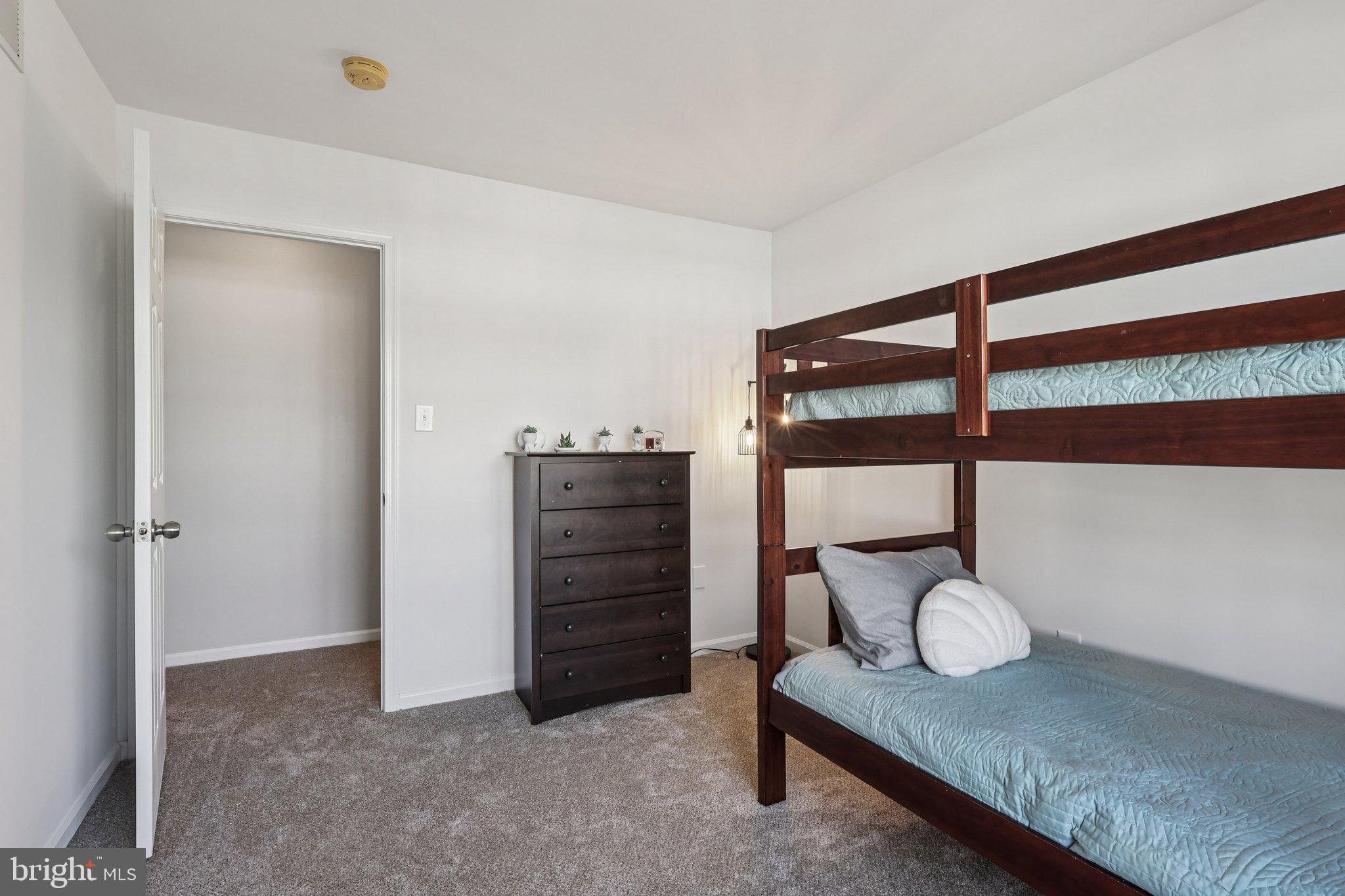 HIGHGATE - Residential