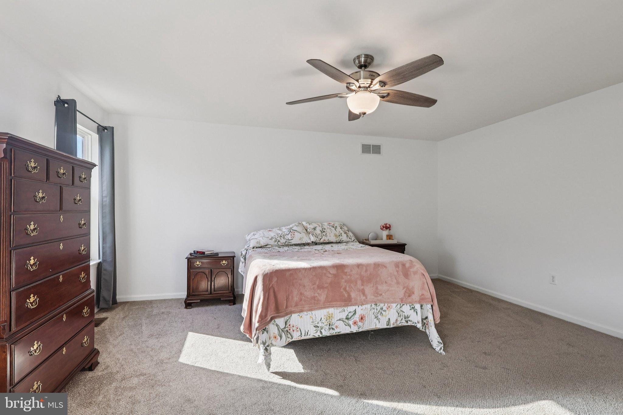 HIGHGATE - Residential