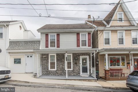 219 GAY STREET TAMAQUA PA 18252