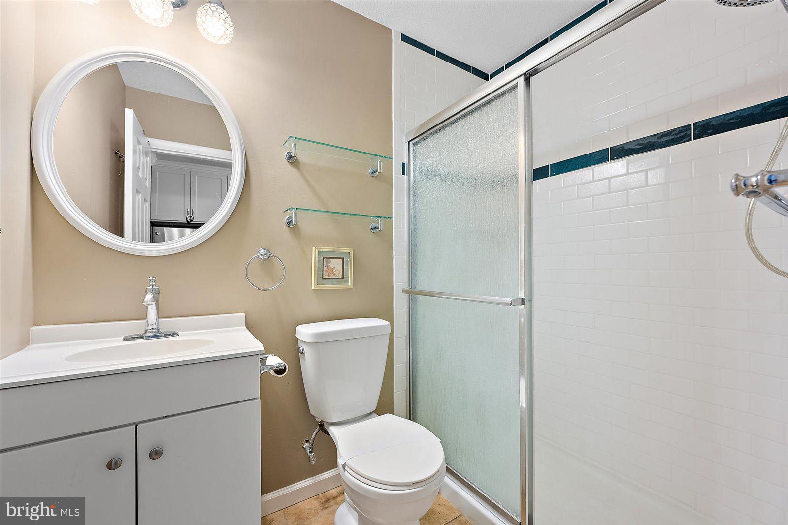 BAYSHORE CM - Residential