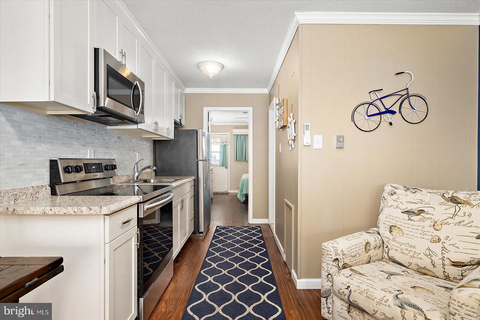 BAYSHORE CM - Residential