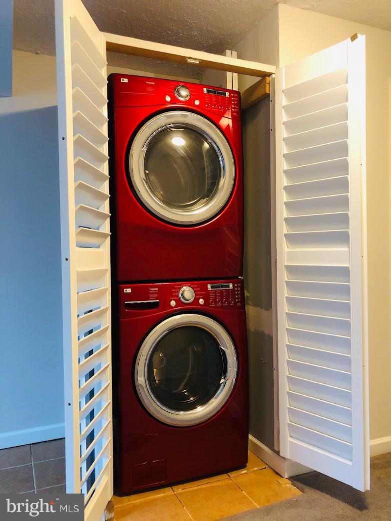 DEVILS REACH CONDOS - Residential Lease