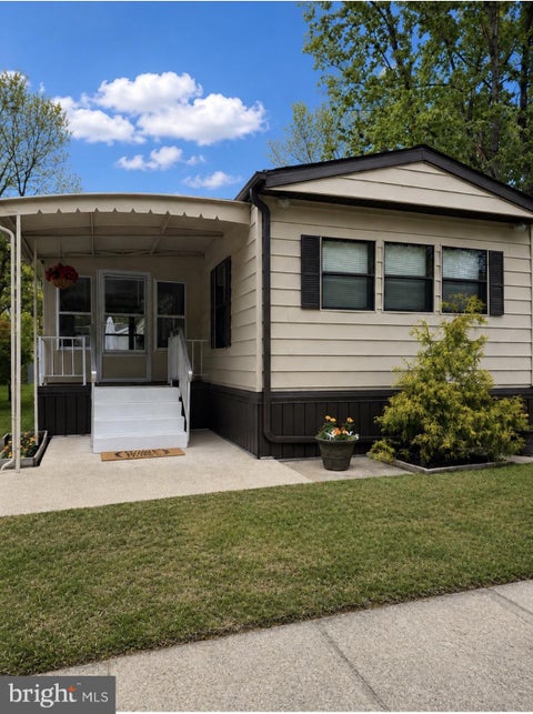 Mobile Home For Sale - 22 Pineview<br/> BROWNS MILLS, NJ 08015