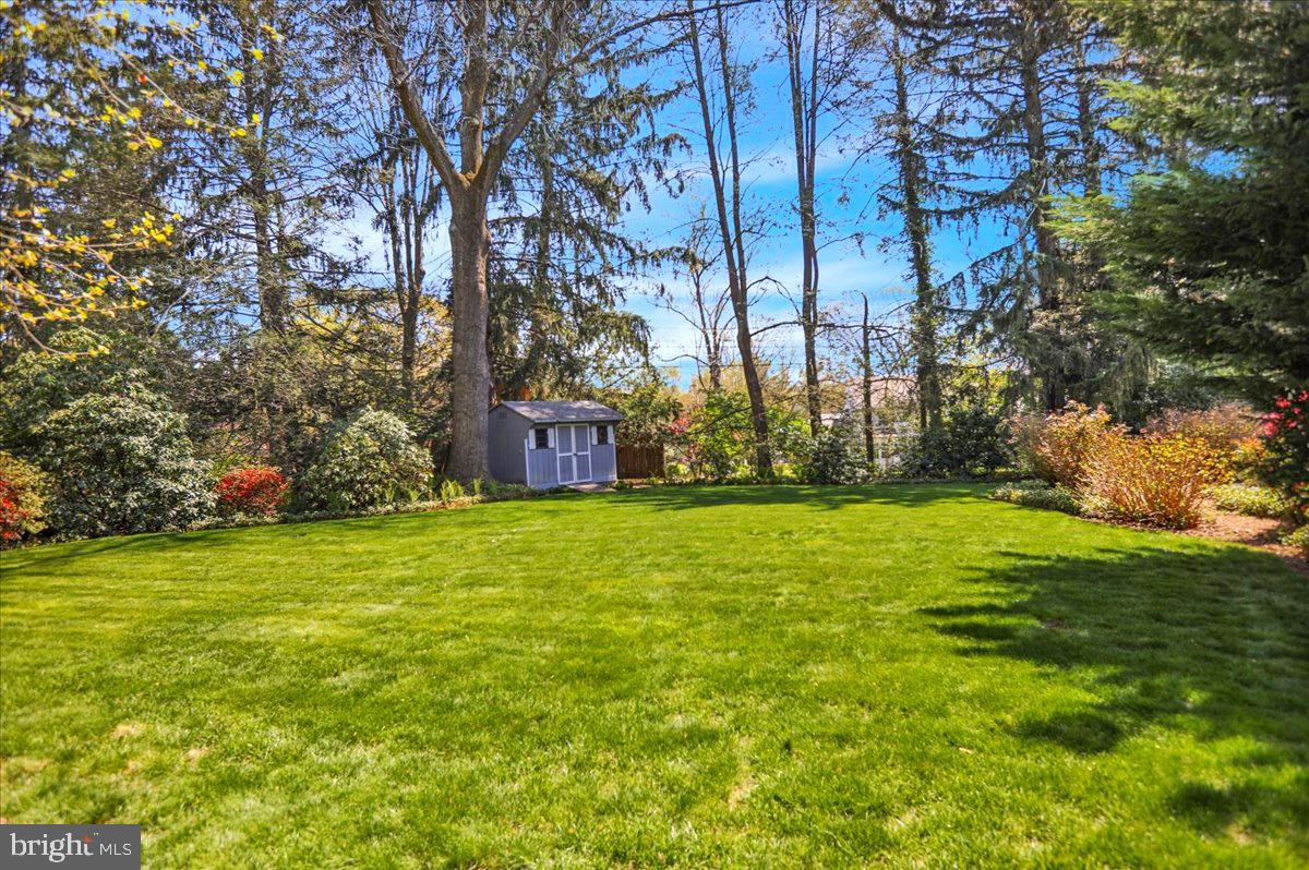 SCHOOL LANE HILLS - Residential