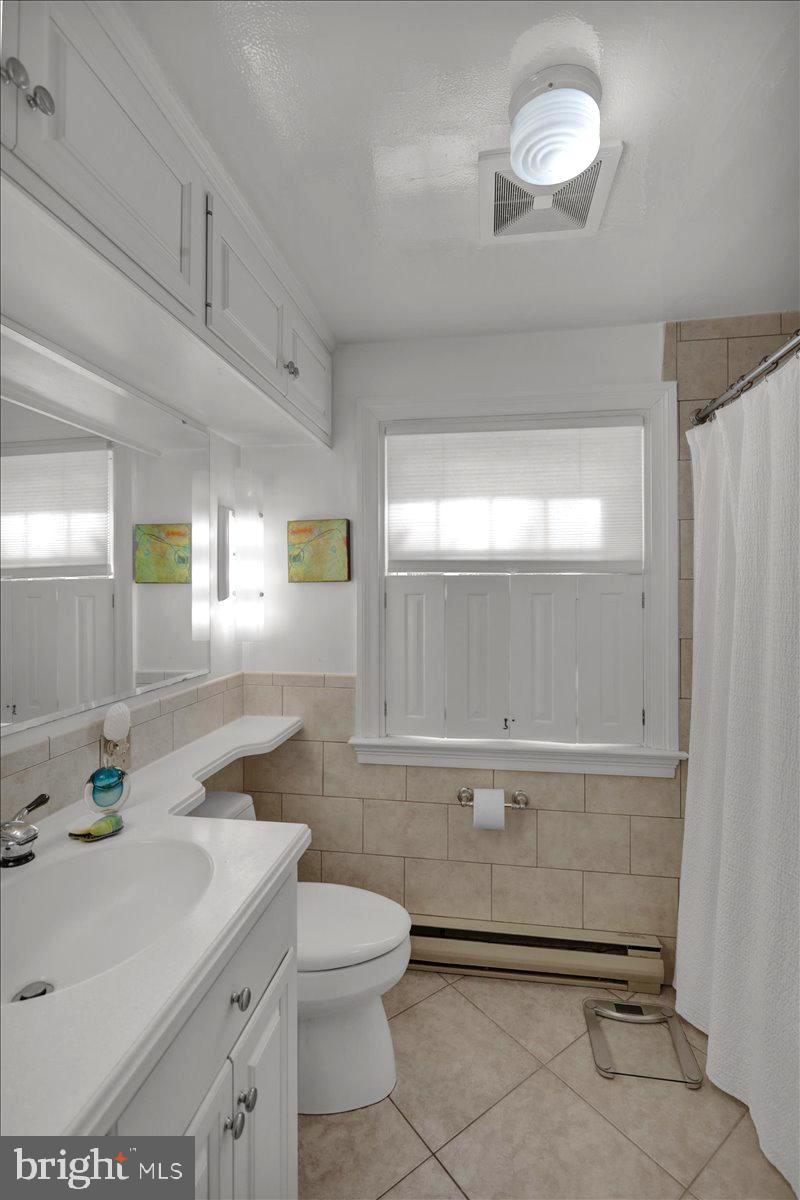 SCHOOL LANE HILLS - Residential