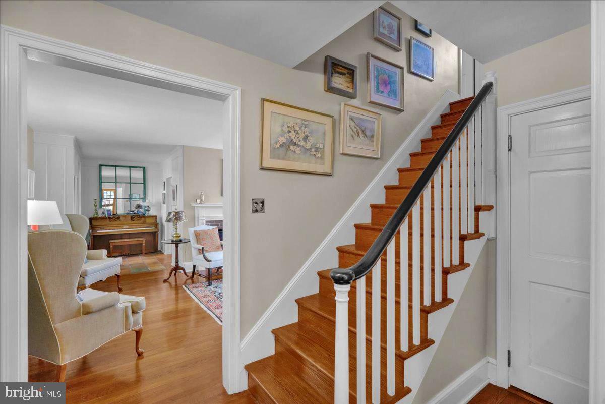 SCHOOL LANE HILLS - Residential