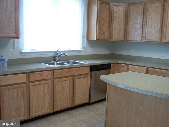 MONTGOMERY POINTE - Residential Lease