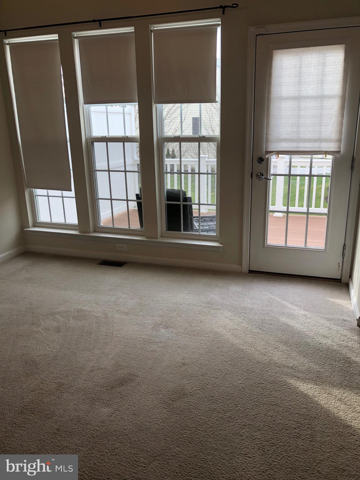 MONTGOMERY POINTE - Residential Lease